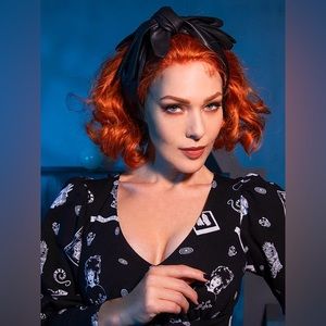 Delia Glove Headband